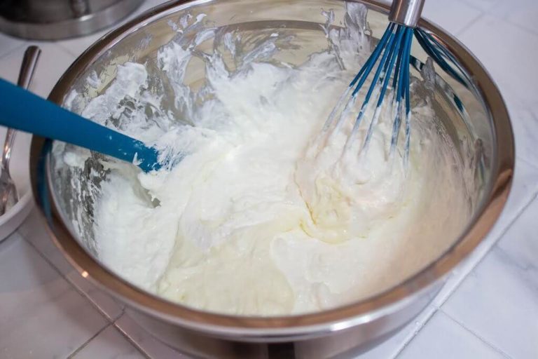 Top 5 Best Manual Hand Mixer Non Electric 2023 Review