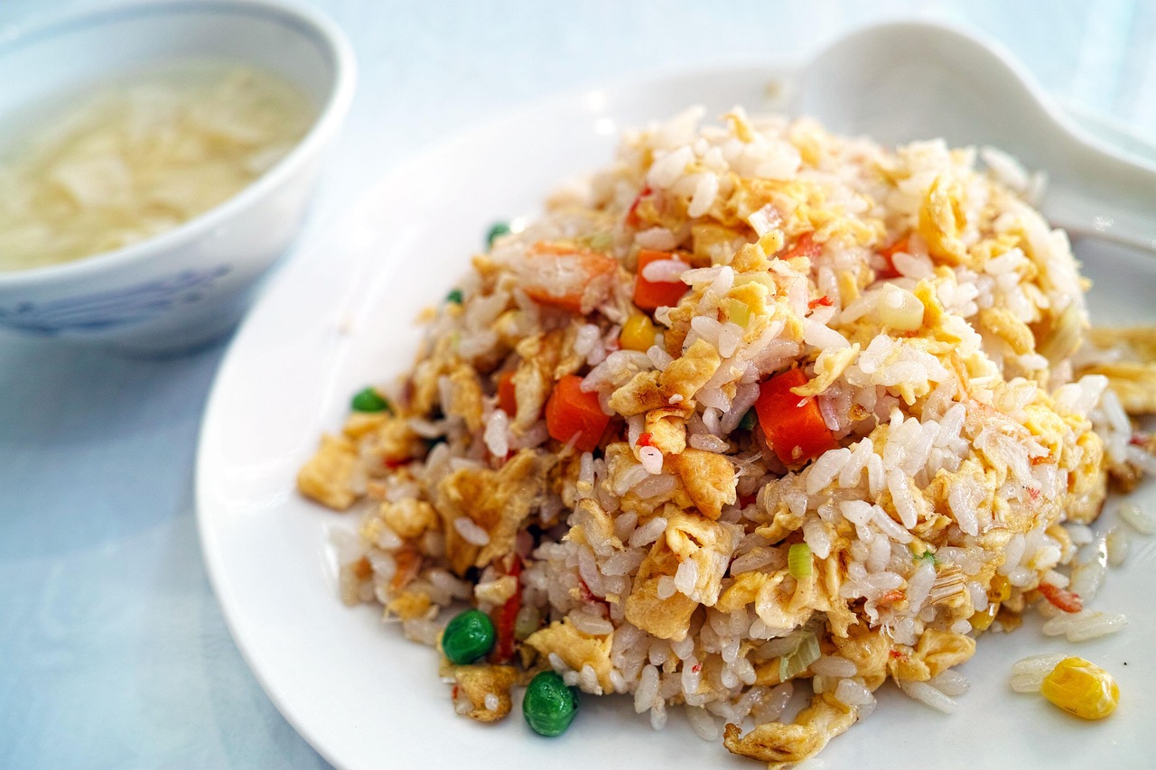 12 Easy 5-Ingredient Meals Anyone Can Master fried rice 1762493 1280
