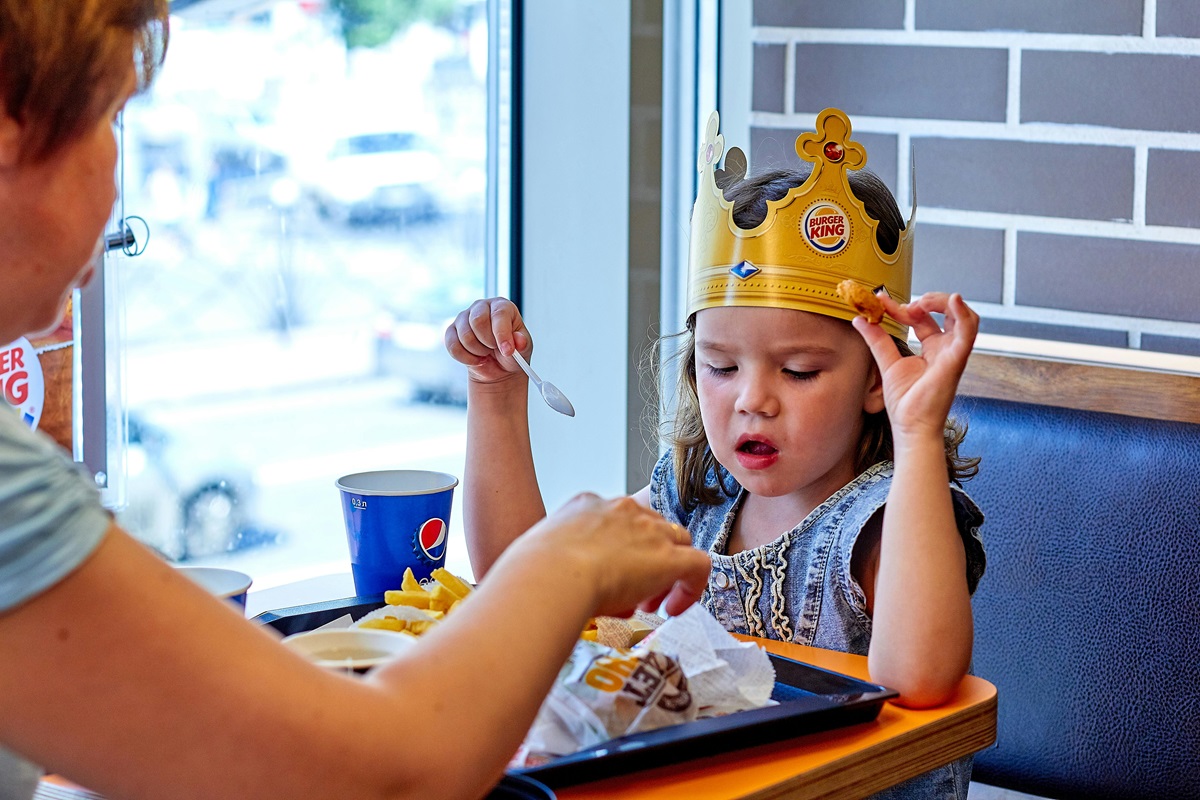 12 Classic Fast Food Commercials That Still Live Rent-Free in Our Heads pexels bulat 5704250