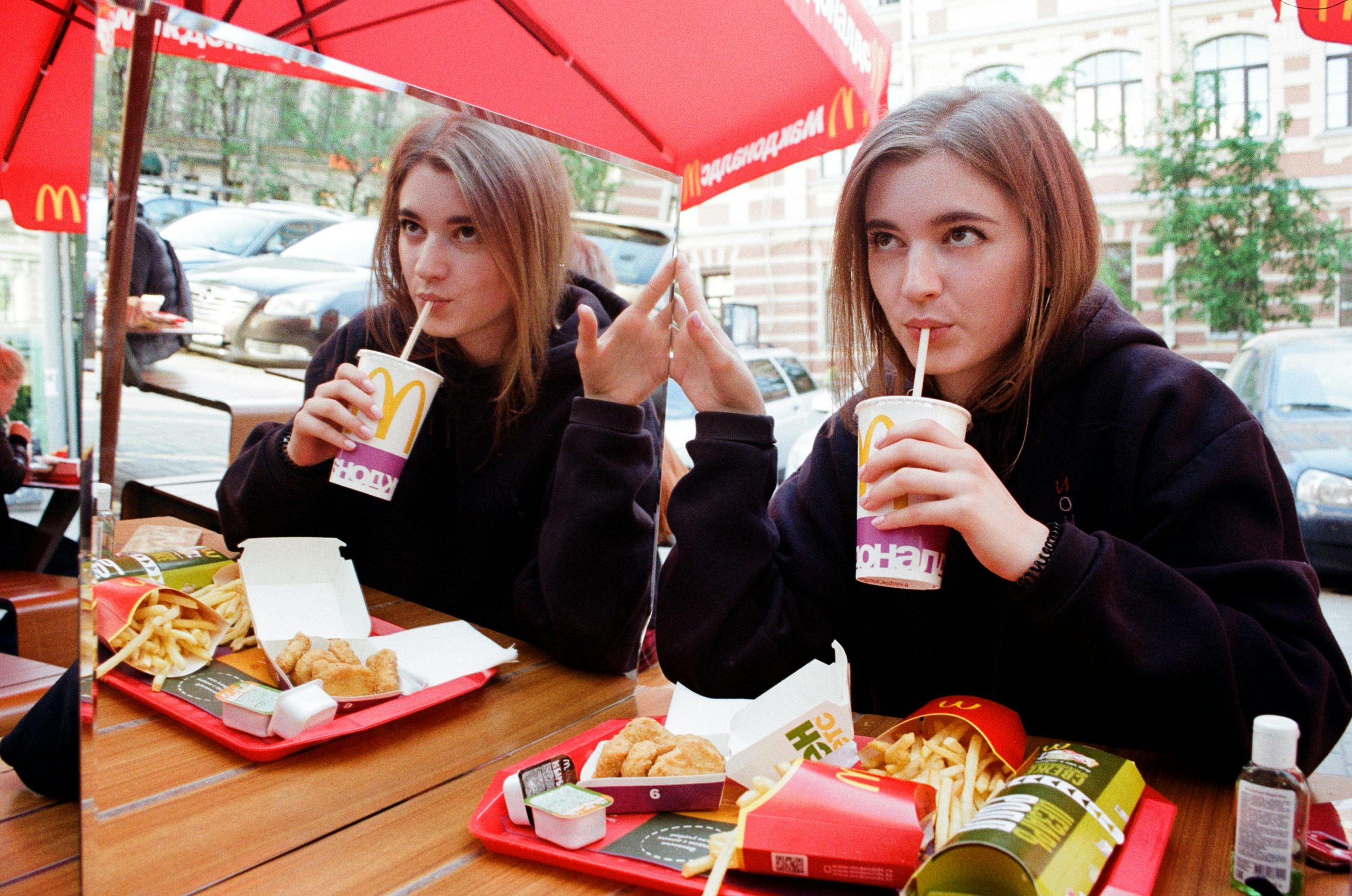 12 Classic Fast Food Commercials That Still Live Rent-Free in Our Heads pexels myatezhny39 2383191 scaled