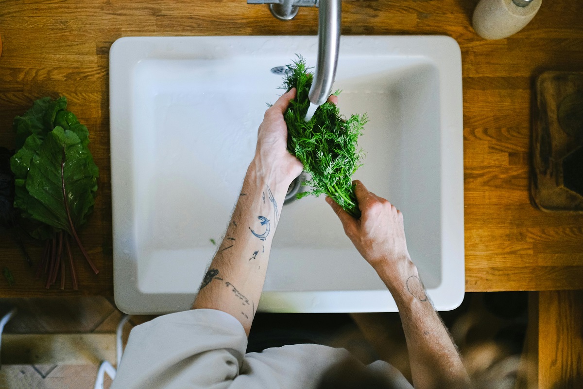 Cooking with Less Oil Just Got Easier with These 13 Tricks pexels shvetsa 12673949