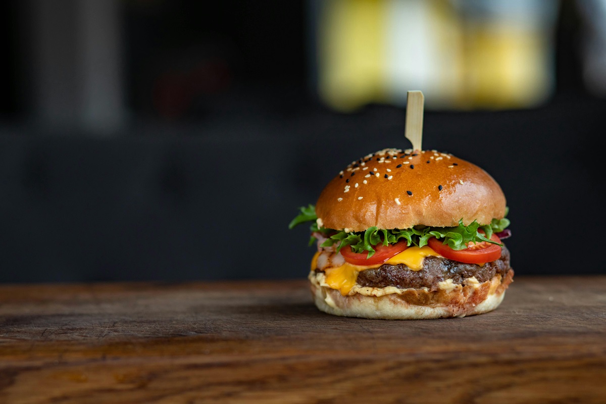 12 Fast Food Legends That Ran the Game Before Chicken Sandwich Wars pexels valeriya 1639562