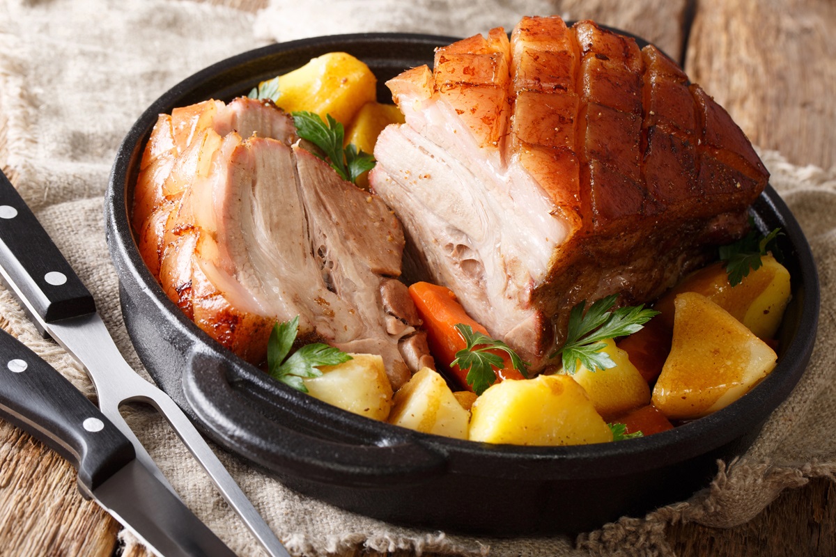 10 Foolproof Ways To Cook Pork Roast With The Perfect Crispy Crust Depositphotos 224372166 L