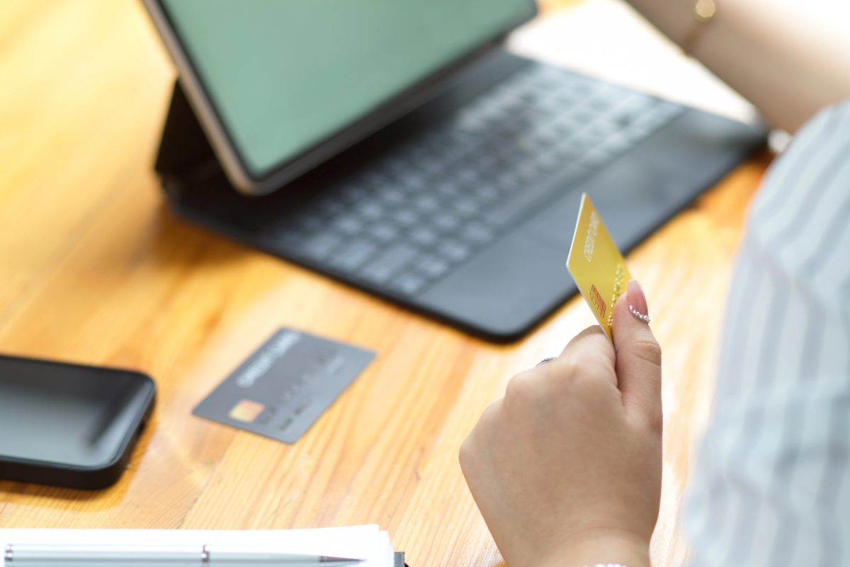 12 Mind Blowing Ways Tech Is Changing Dining Forever Depositphotos 502451426 L e1746107196306