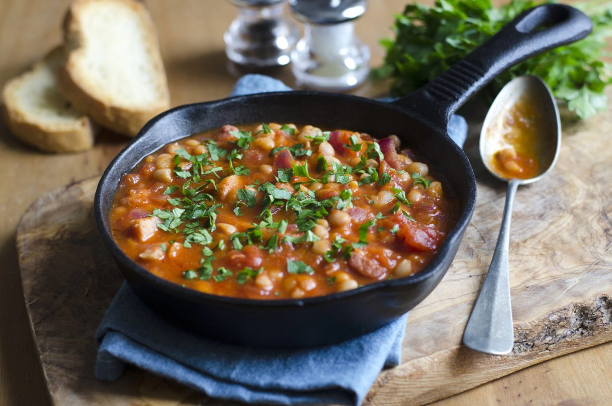 12 One Pan Garlic Butter Bean Dishes That Will Change How You Eat Forever Depositphotos 91187726 L e1744858656515