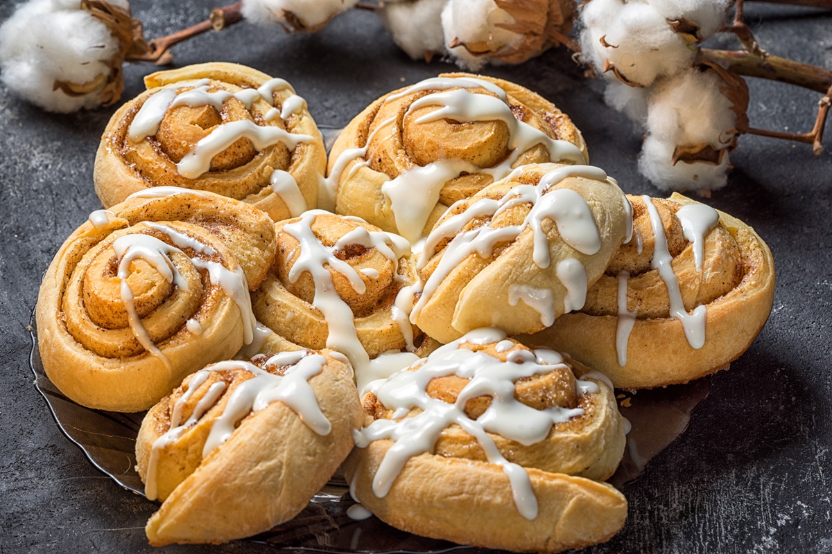 12 Breads Anyone Can Make Without Lifting A Finger Depositphotos 140641928 L
