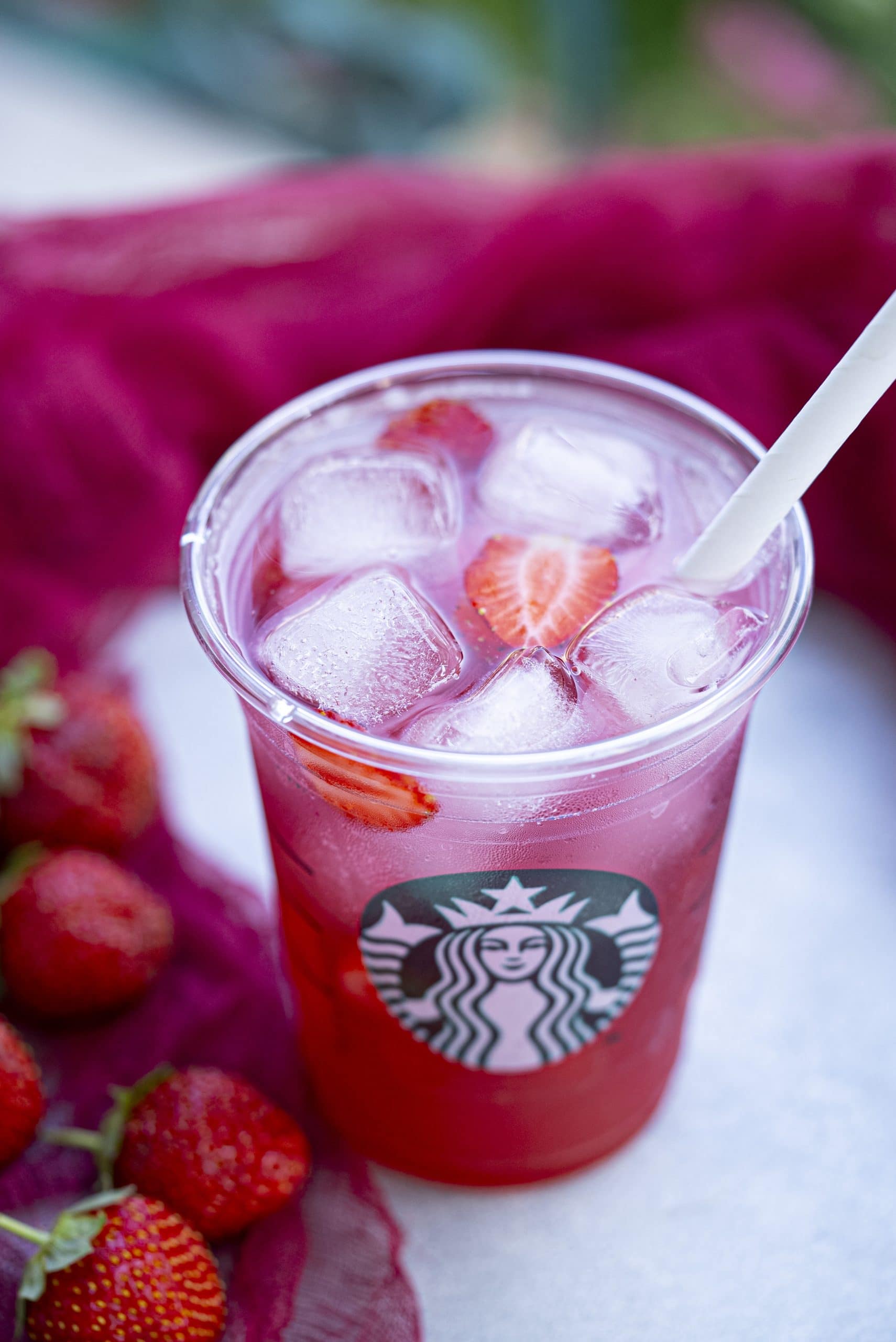 Starbucks Strawberry Acai Refresher (Copycat Recipe) DSC01833 scaled