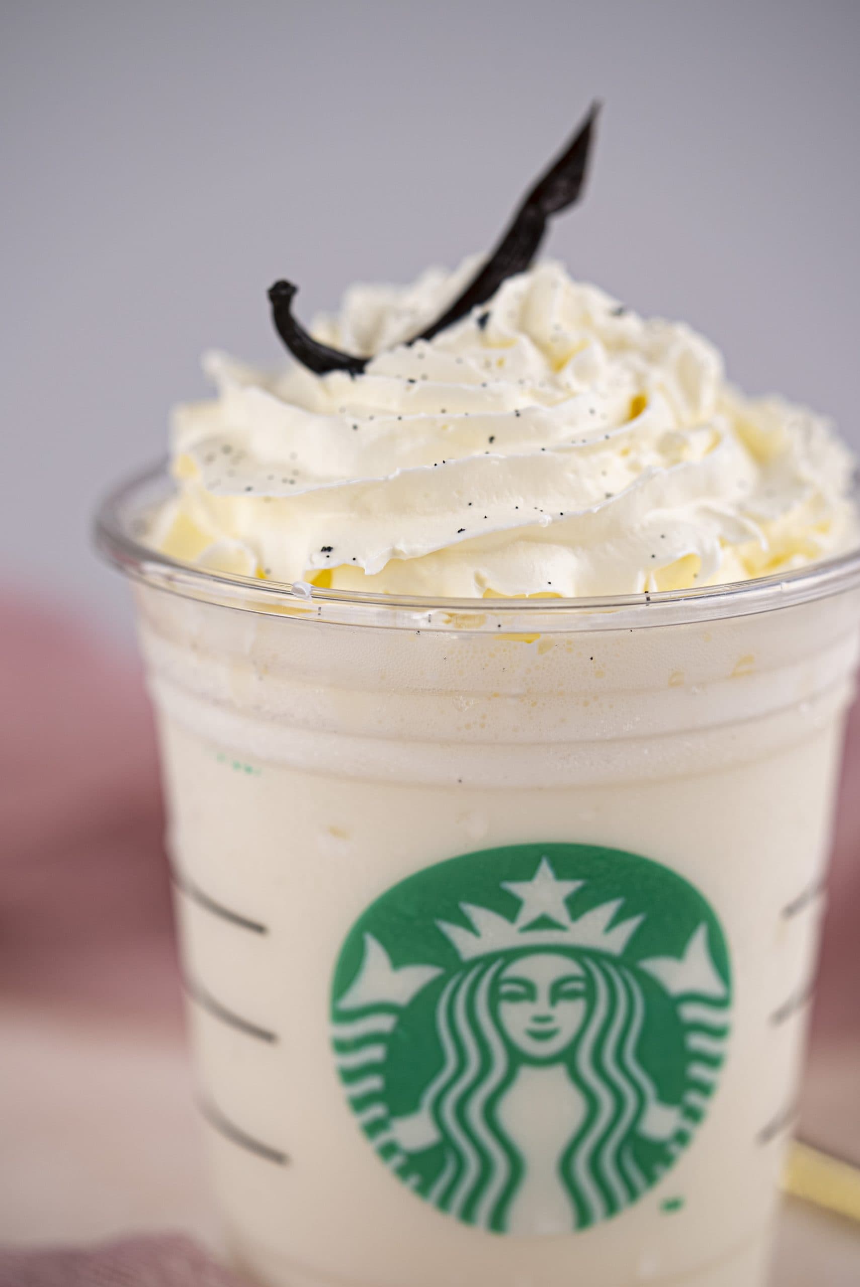 Homemade Starbucks Vanilla Bean Frappuccino (Copycat Recipe) - Yum and