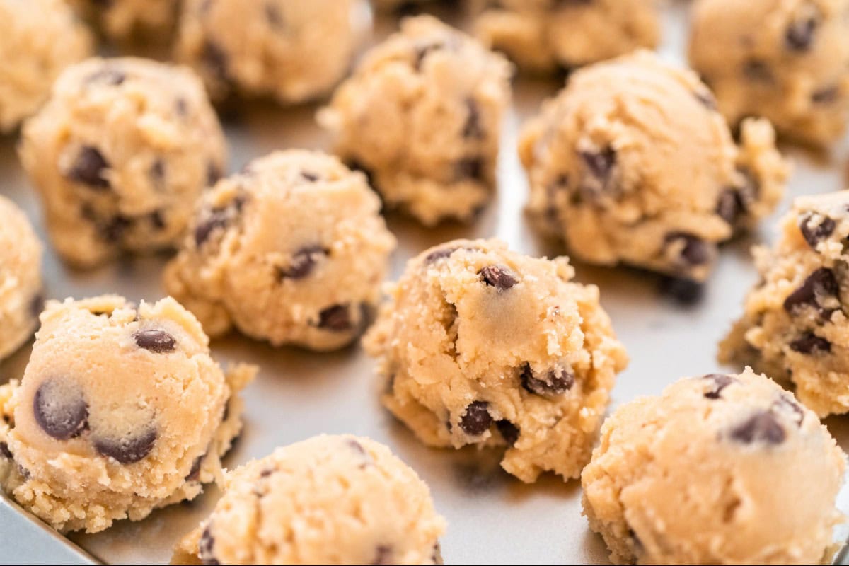 10 Mistakes to Avoid When Baking Homemade Chocolate Chip Cookies chocolate chip cookies