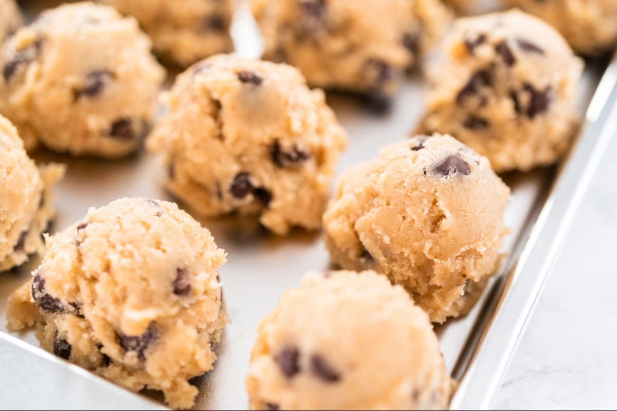 10 Mistakes to Avoid When Baking Homemade Chocolate Chip Cookies homemade cookies