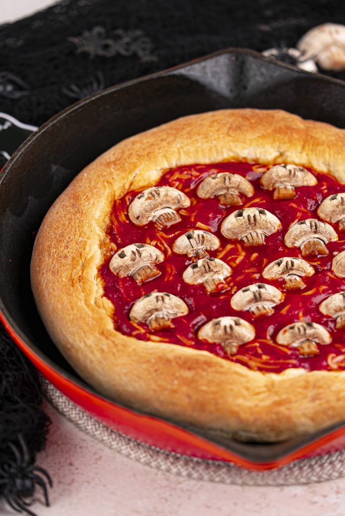 Halloween Pizza Recipe DSC04784