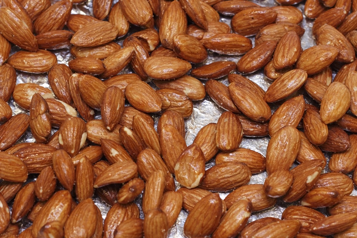18 Fall Snacks That Keep You Warm And Happy fall snacks