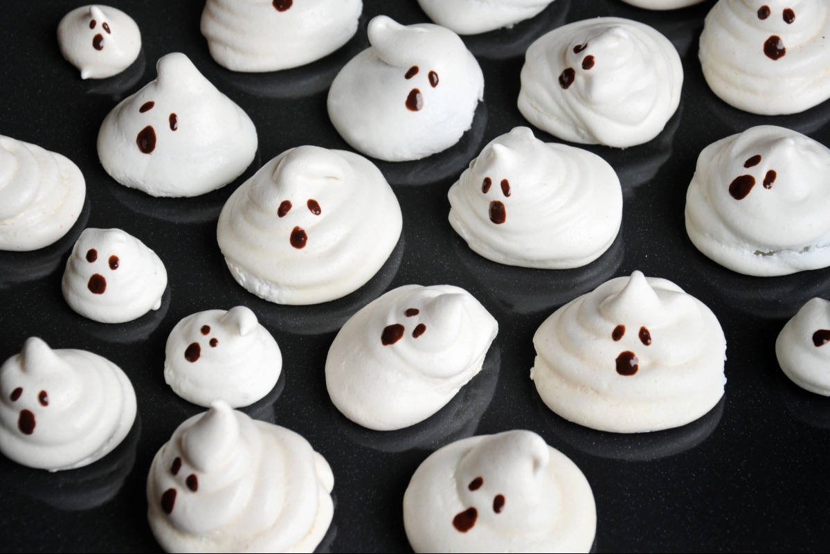 15 Spooky Desserts That Belong at Every Halloween Table spooky desserts