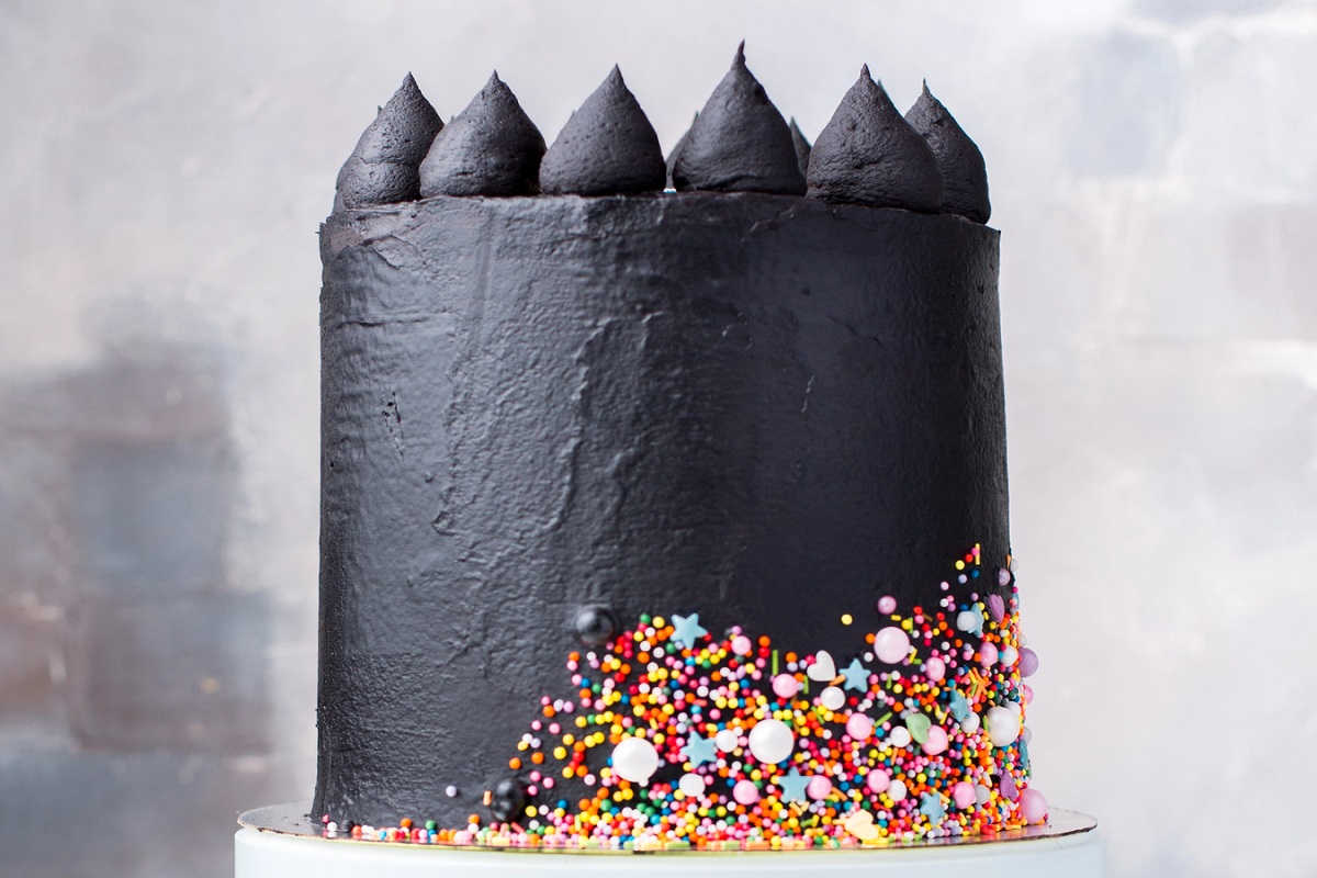 18 Halloween Cake Ideas That Will Wow Your Party Guests halloween cake ideas