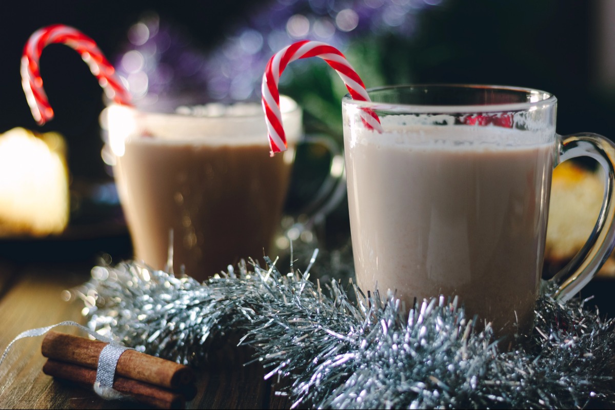 15 Christmas Cocktails That Wow Every Guest christmas cocktails