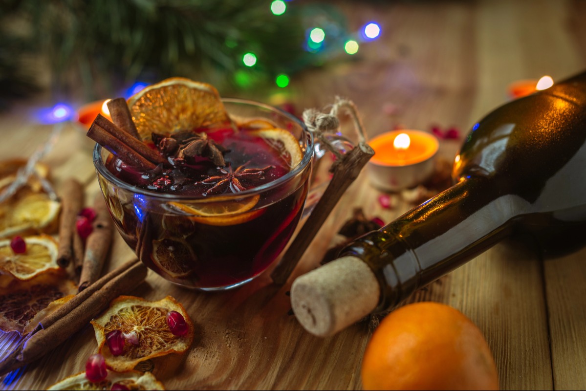 16 Christmas Mocktails That Steal The Show christmas mocktails