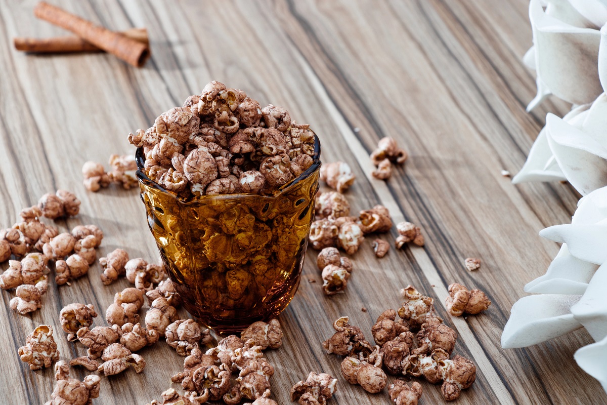 18 Fall Snacks That Keep You Warm And Happy fall snacks