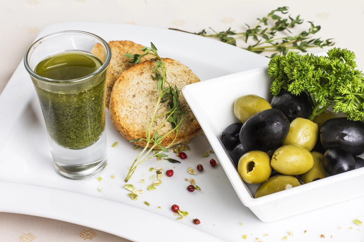 warm olives appetizers