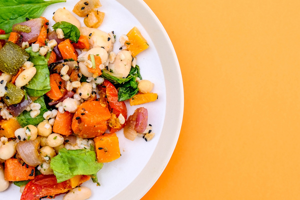 15 Friendsgiving Dishes That Impress Without the Stress friendsgiving dishes