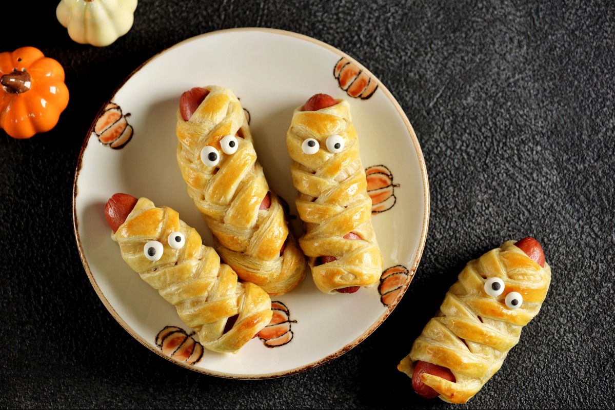 12 Halloween Dinner Recipes Perfect for a Scary Night halloween dinner recipes
