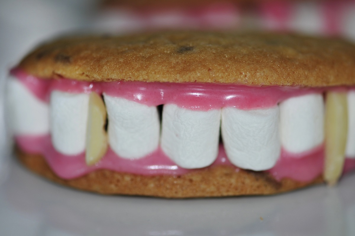 17 Spooky Food Ideas That Are Almost Too Creepy to Eat spooky food ideas