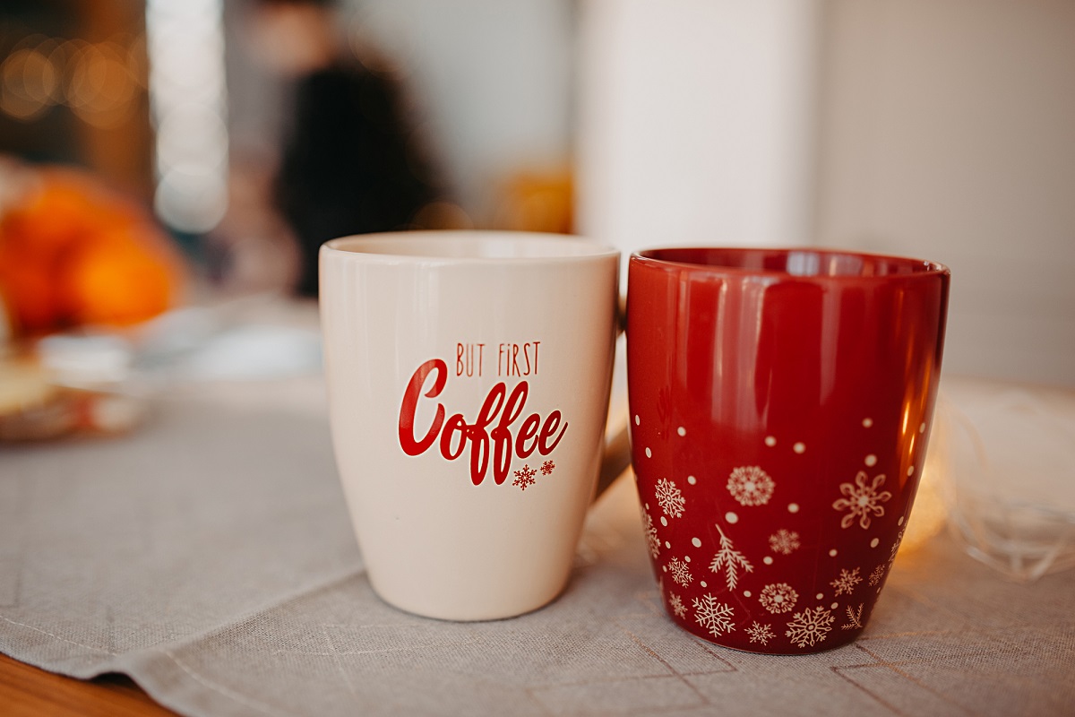 16 Hot Cocoa Bar Ideas For A Cozy Party hot cocoa bar ideas