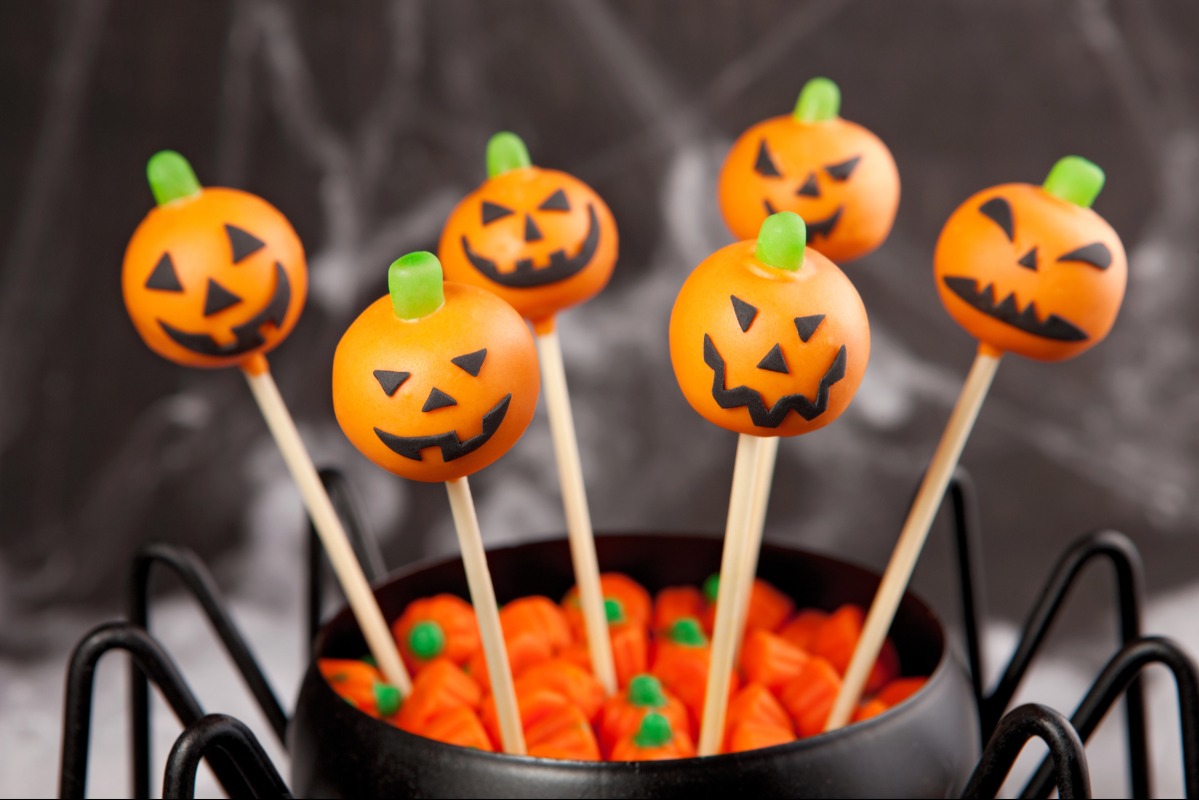 15 Spooky Desserts That Belong at Every Halloween Table spooky desserts