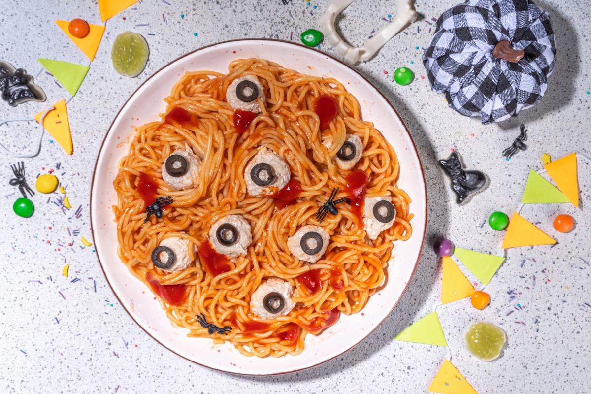 12 Halloween Dinner Recipes Perfect for a Scary Night halloween dinner recipes
