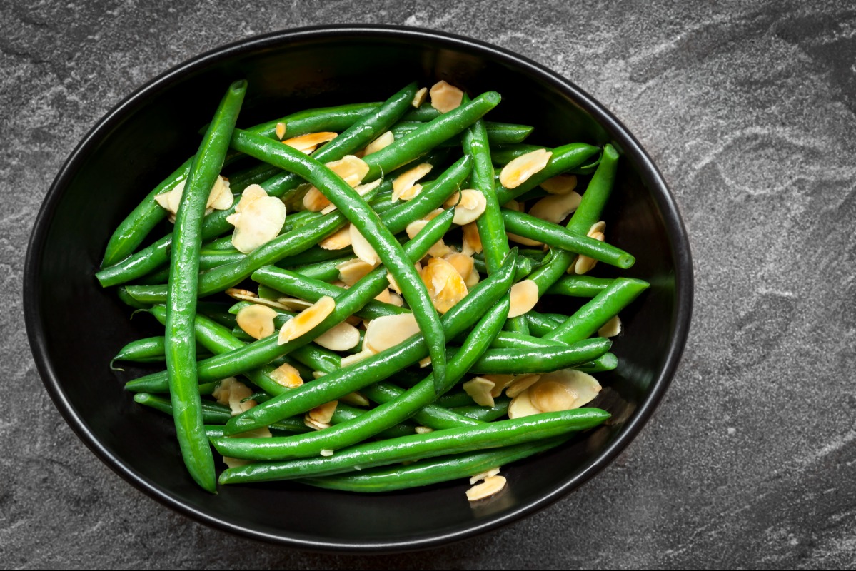 15 Friendsgiving Dishes That Impress Without the Stress