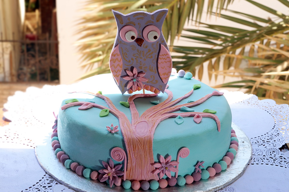 18 Halloween Cake Ideas That Will Wow Your Party Guests halloween cake ideas