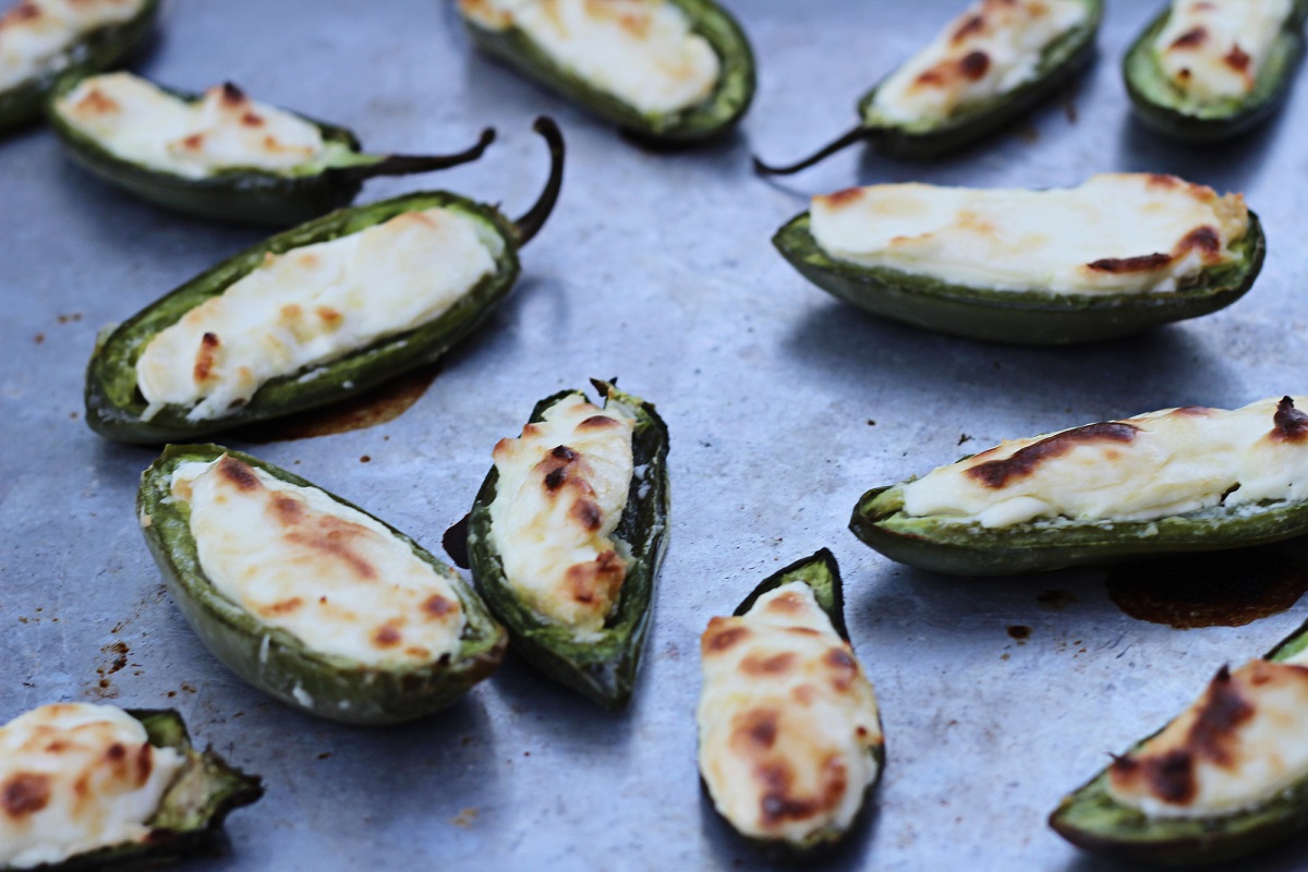 18 Friendsgiving Appetizers That Disappear Before Dinner Starts Depositphotos 74258955 L
