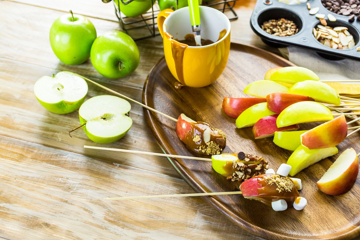 18 Fall Snacks That Keep You Warm And Happy fall snacks