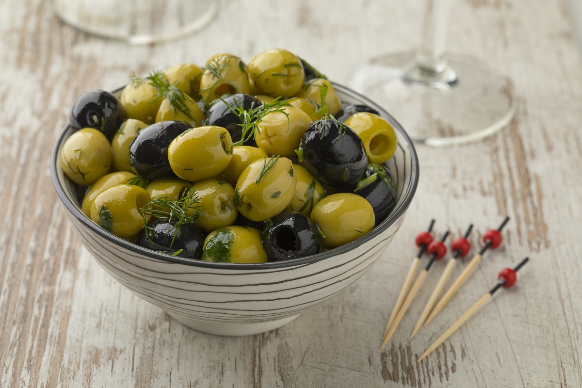 warm olives appetizers