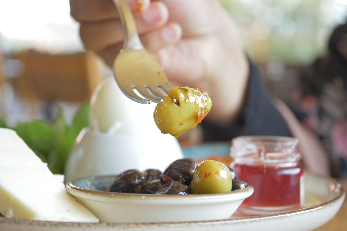 warm olives appetizers