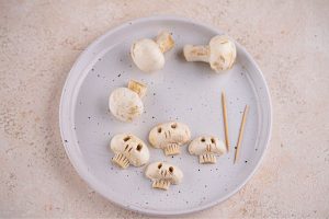 Halloween Pizza Recipe halloween pizza 8