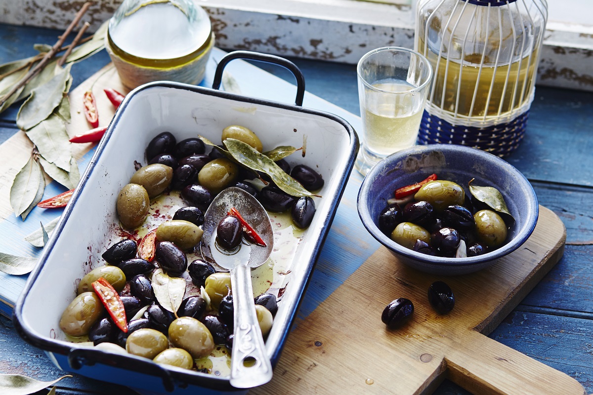 warm olives appetizers