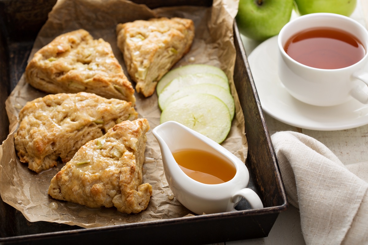 18 Fall Snacks That Keep You Warm And Happy fall snacks