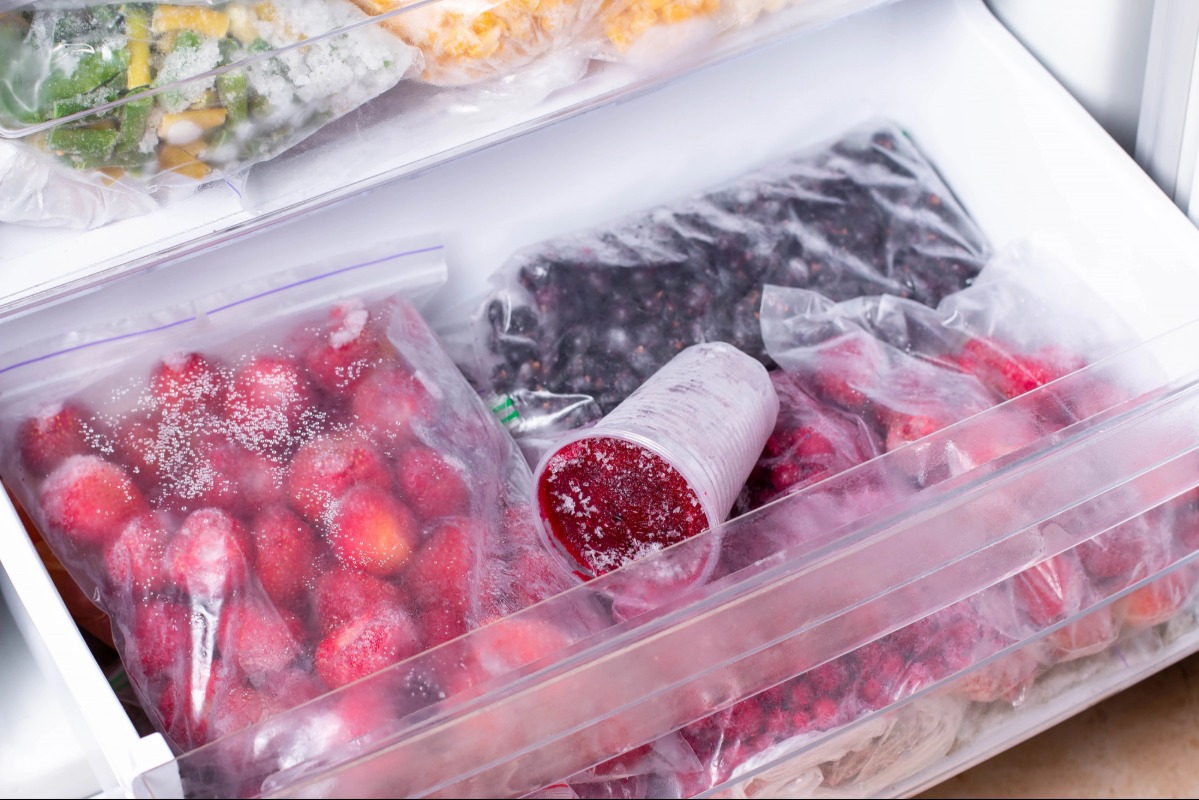 how to store strawberries in the fridge