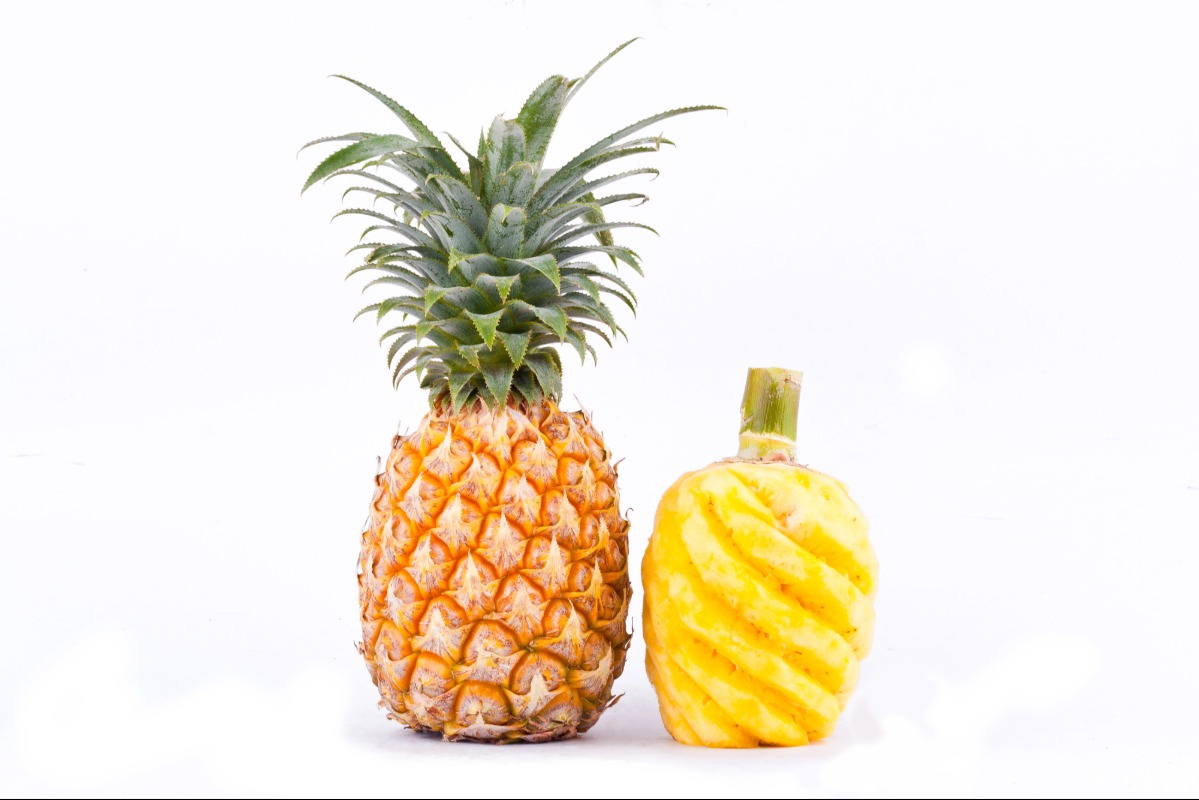 How To Cut A Pineapple Without Making A Mess how to cut a pineapple