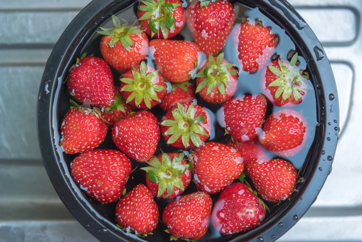 How To Wash Strawberries Properly how to wash strawberries