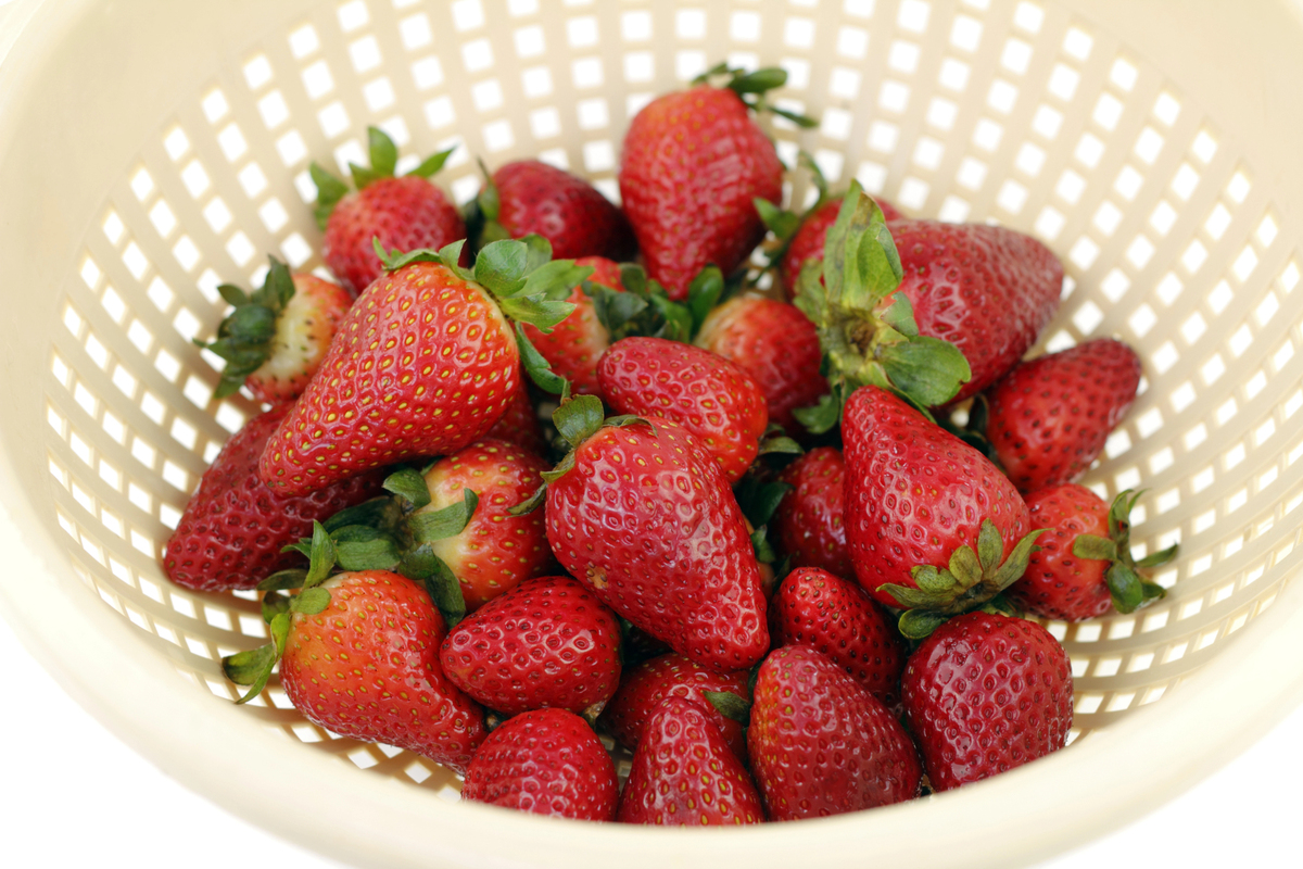 how to keep strawberries fresh longer
