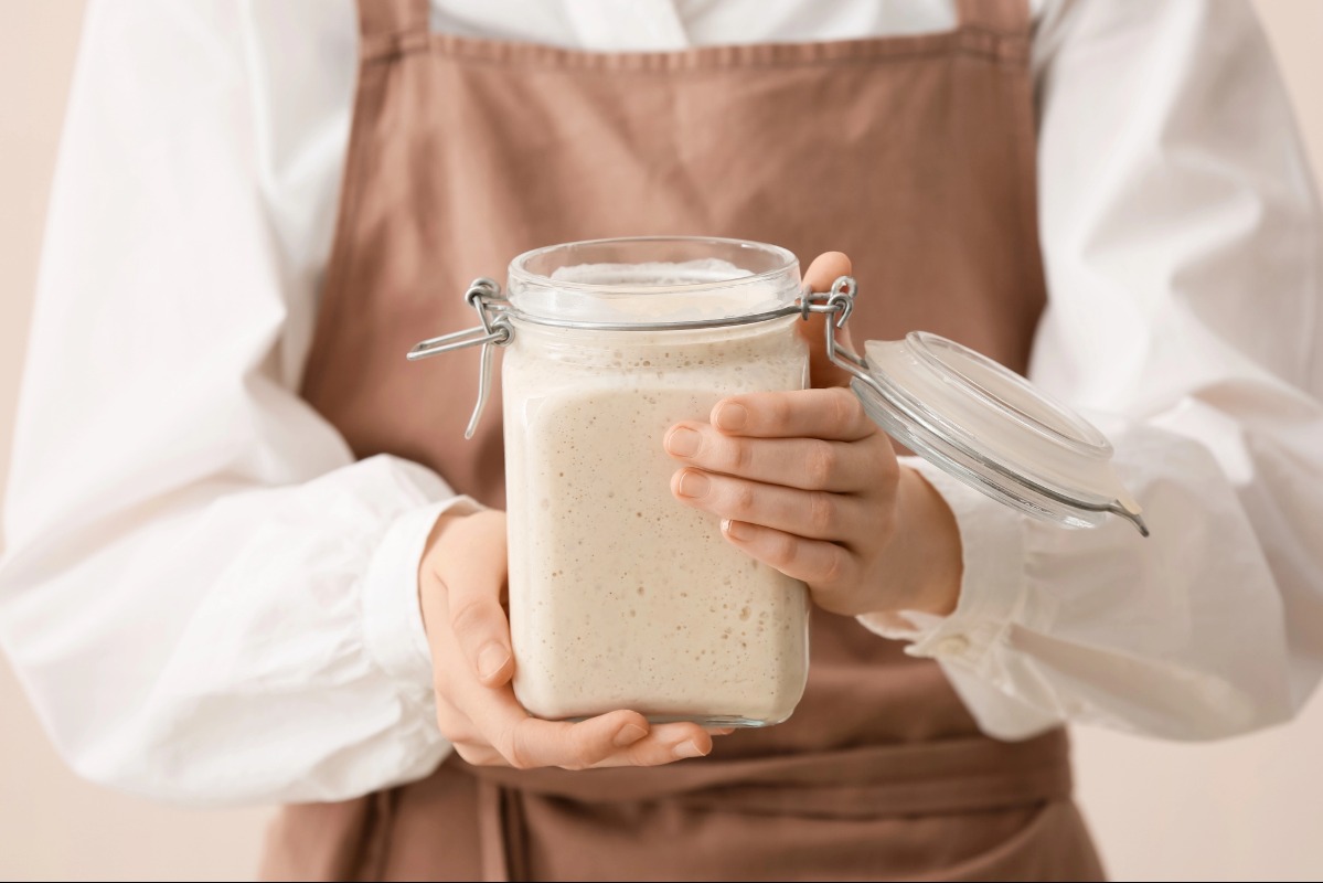 How to feed sourdough starter