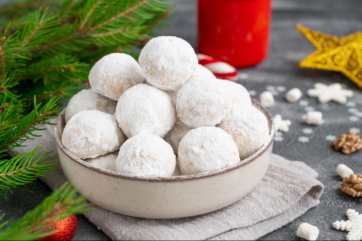 20 Christmas Baking Ideas That Fill Your Home With Joy christmas baking ideas