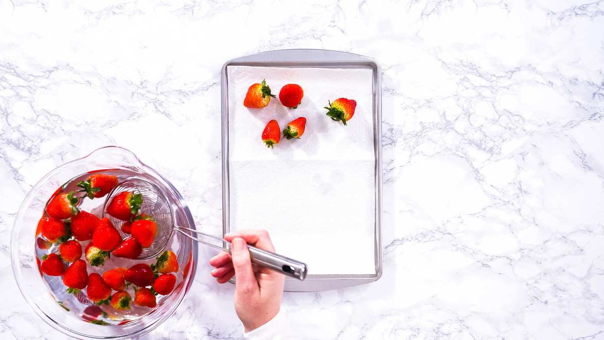 how to keep strawberries fresh longer